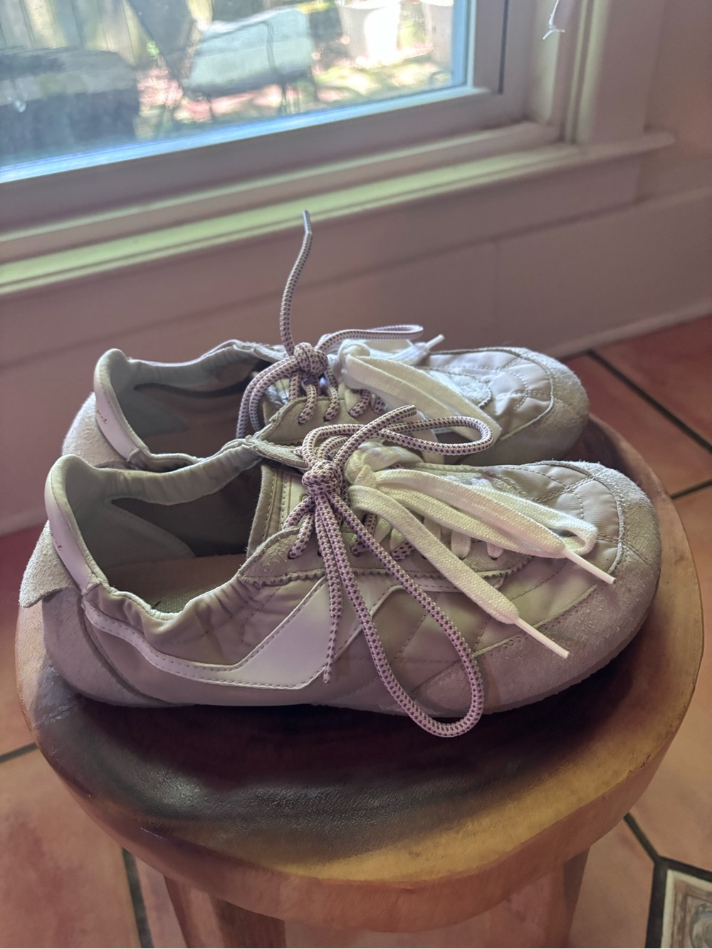 Barefoot Sneakerinas